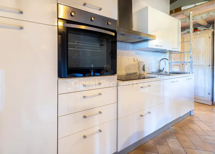 Secret View - 2 Beds - Wi-fi - Parking Apartment *